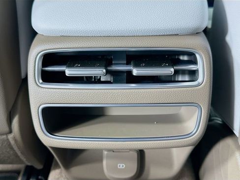 New 2026 Genesis GV70 2.5T Advanced image 18