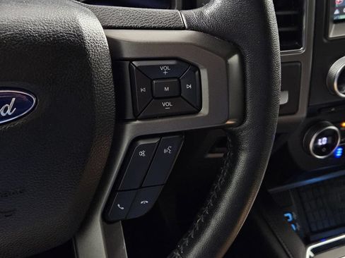 Used 2018 Ford Expedition XLT w/ Equipment Group 202A RWD image 21