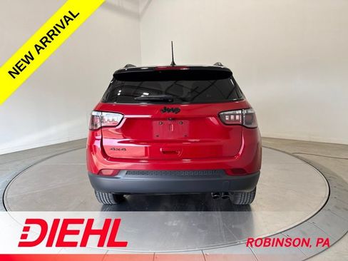 Certified 2021 Jeep Compass Latitude w/ Sun and Sound Group AWD/4WD image 6