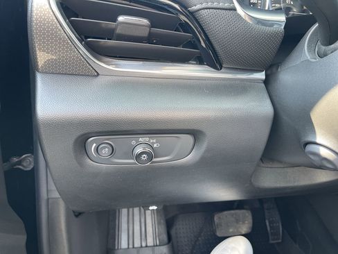 Certified 2022 Chevrolet Traverse Premier image 18