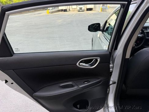 Used 2019 Nissan Sentra SV image 13