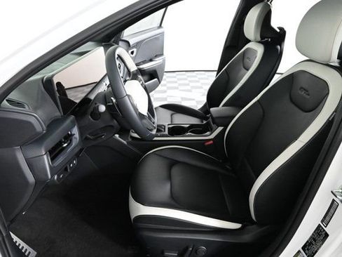 New 2025 Kia K4 GT-Line Turbo image 23