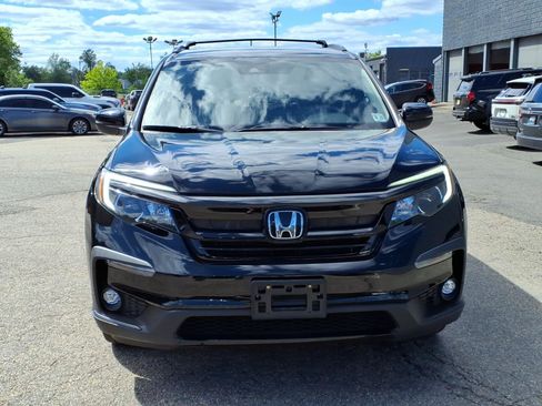 Used 2022 Honda Pilot Sport image 2