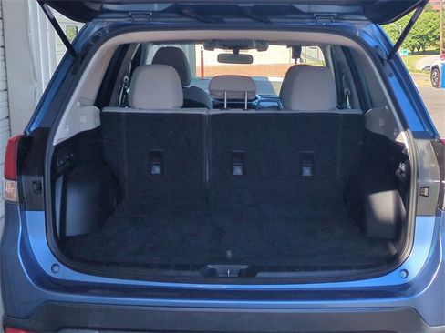 Used 2019 Subaru Forester Premium w/ All-Weather Package image 30