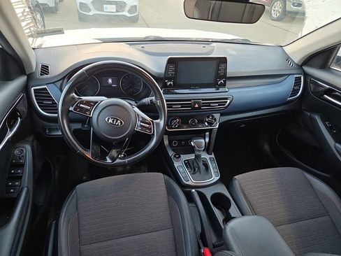 Used 2021 Kia Seltos S AWD/4WD image 10