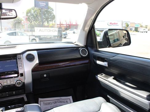 Used 2016 Toyota Tundra Limited w/ Limited Premium Package image 28