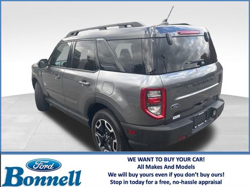 Used 2024 Ford Bronco Sport Outer Banks w/ Tech Package image 3