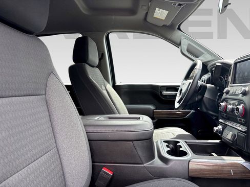 Used 2022 Chevrolet Silverado 1500 RST AWD/4WD image 5