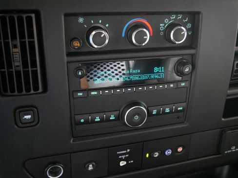 Used 2021 Chevrolet Express 2500 w/ Safety Package RWD image 22
