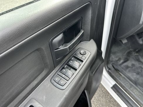 Used 2018 RAM 3500 Tradesman w/ Chrome Appearance Group image 14