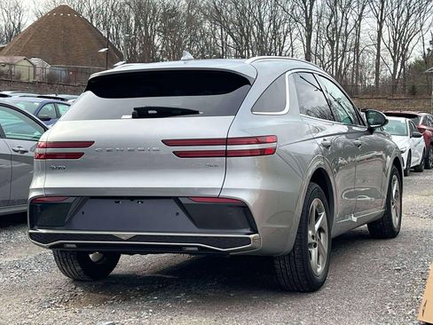 New 2026 Genesis GV70 2.5T AWD/4WD image 4