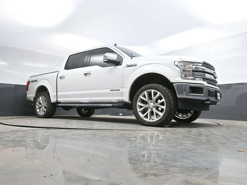 Used 2019 Ford F150 Lariat w/ Equipment Group 502A Luxury AWD/4WD image 42