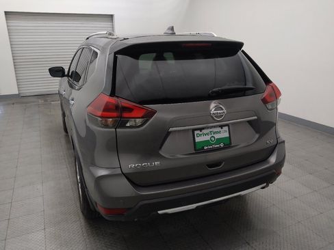 Used 2019 Nissan Rogue SV FWD image 6
