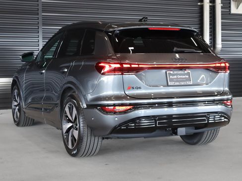 New 2025 Audi SQ6 e-tron Premium Plus image 2