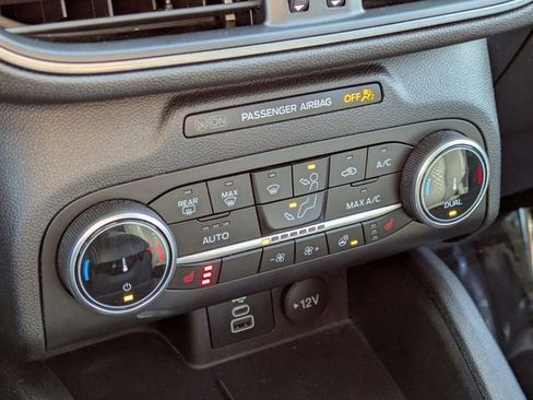 Used 2024 Ford Escape Active image 23