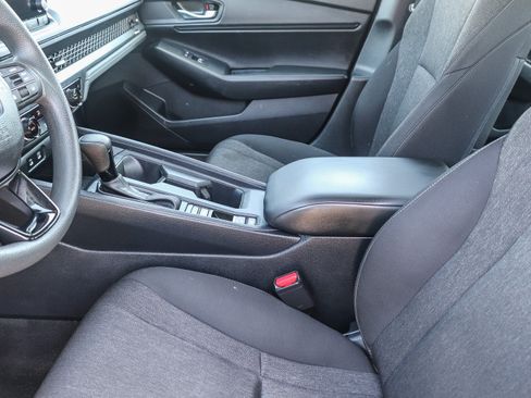 Certified 2024 Honda Accord EX image 22