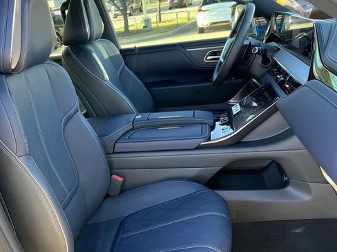 New 2026 INFINITI QX80 4WD image 22