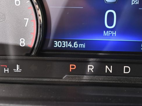 Used 2023 Ford Explorer XLT w/ Equipment Group 202A AWD/4WD image 28