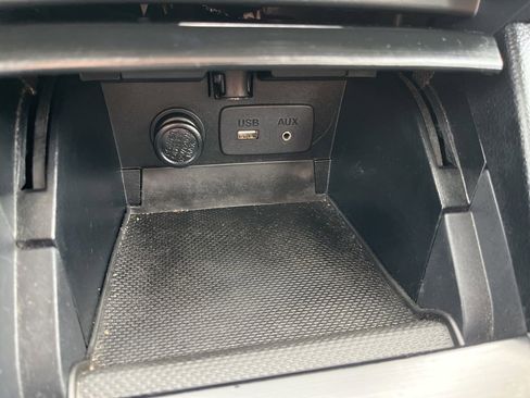 Used 2018 Subaru Outback 2.5i image 17