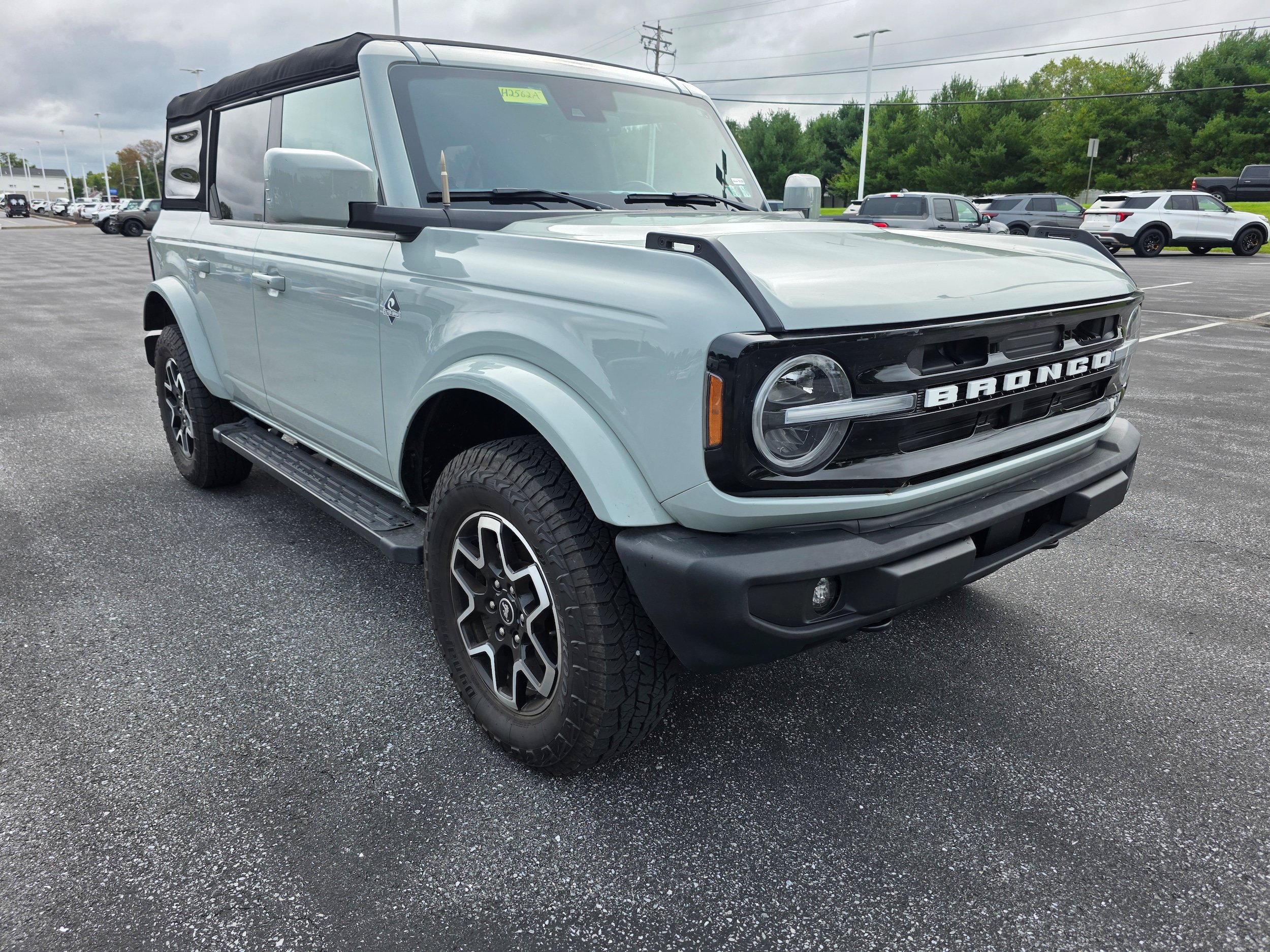 Used 2023 Ford Bronco Outer Banks AWD/4WD image 7