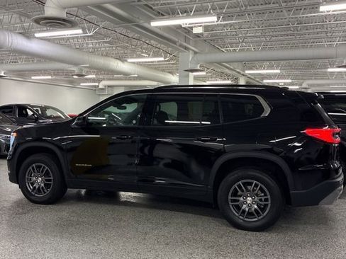 Used 2025 GMC Acadia Elevation FWD image 3