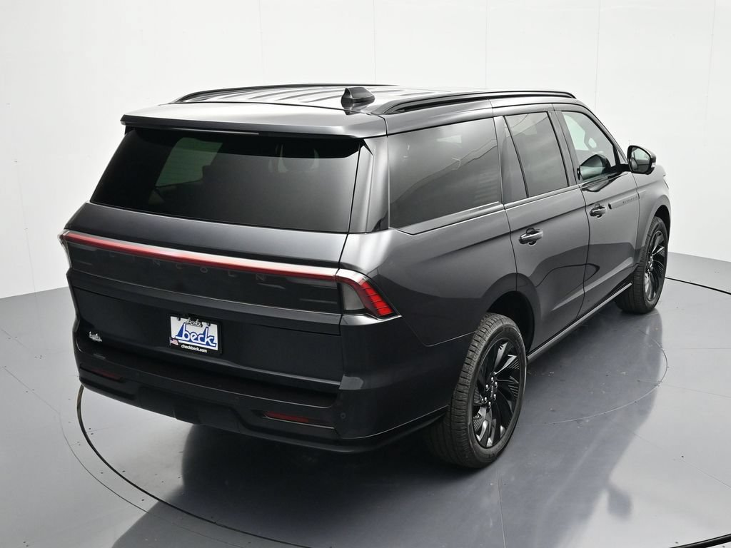 New 2026 Lincoln Navigator Reserve w/ Jet Appearance Package AWD/4WD image 34