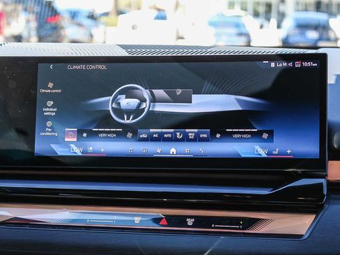 Used 2024 BMW 540i xDrive w/ Premium Package image 14