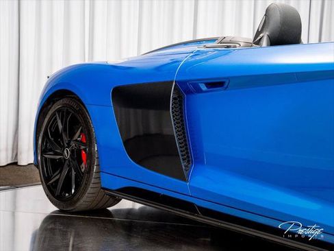 Used 2023 Audi R8 V10 performance RWD image 27