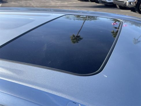 Used 2015 Toyota Highlander XLE image 8