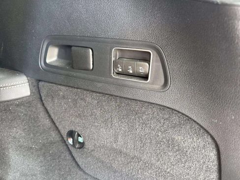 Used 2024 Mercedes-Benz GLS 450 4MATIC image 49