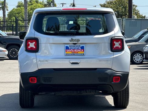 Used 2021 Jeep Renegade Sport AWD/4WD image 5