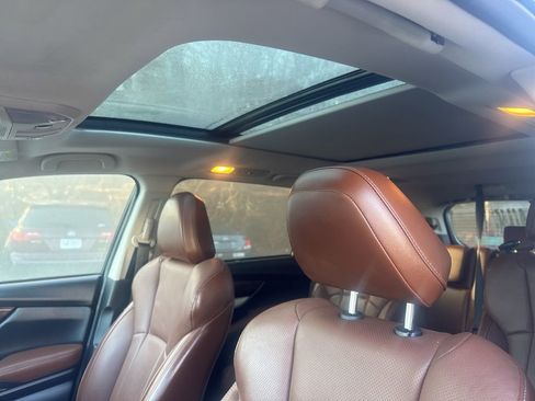 Used 2019 Subaru Ascent Touring image 11