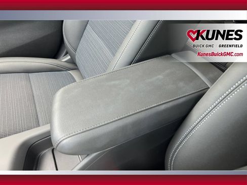 New 2026 Buick Envista Sport Touring w/ Convenience I Package FWD image 30
