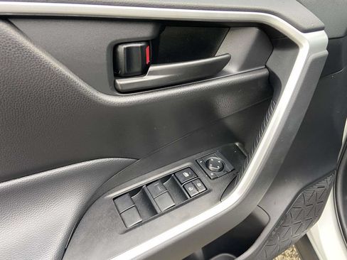 Used 2025 Toyota RAV4 LE FWD image 14