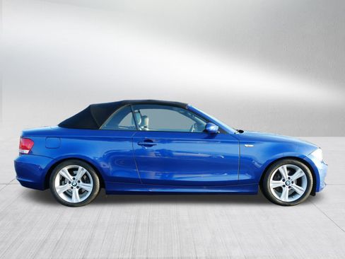 Used 2008 BMW 128i Convertible image 8