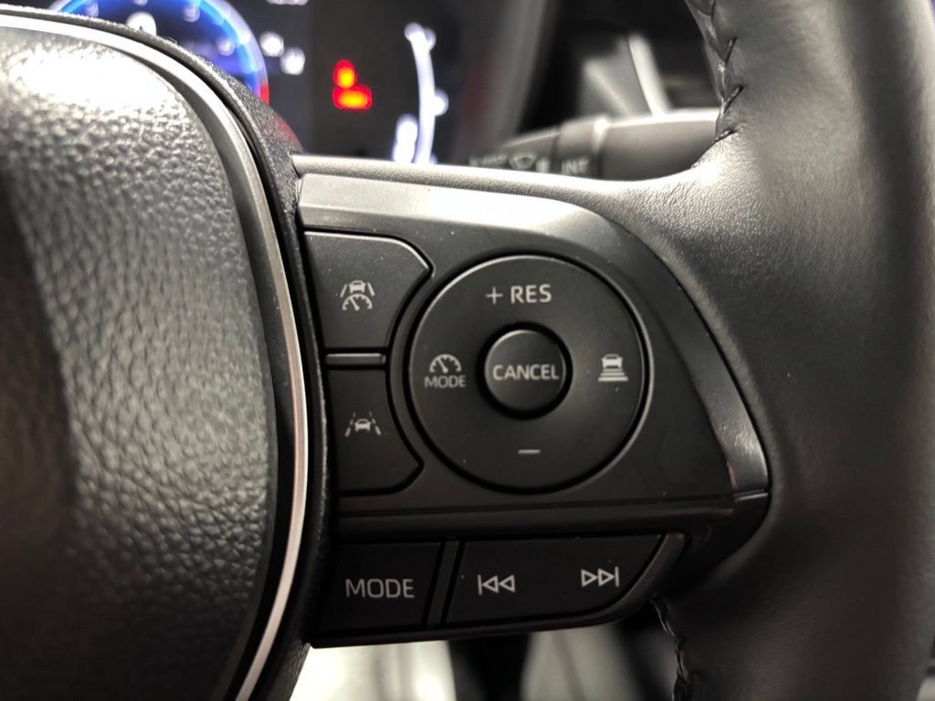 Used 2026 Toyota Corolla SE FWD image 20