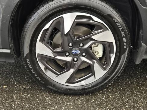 Certified 2025 Subaru Crosstrek 2.5i Limited w/ Crosstrek Mirror Package image 21