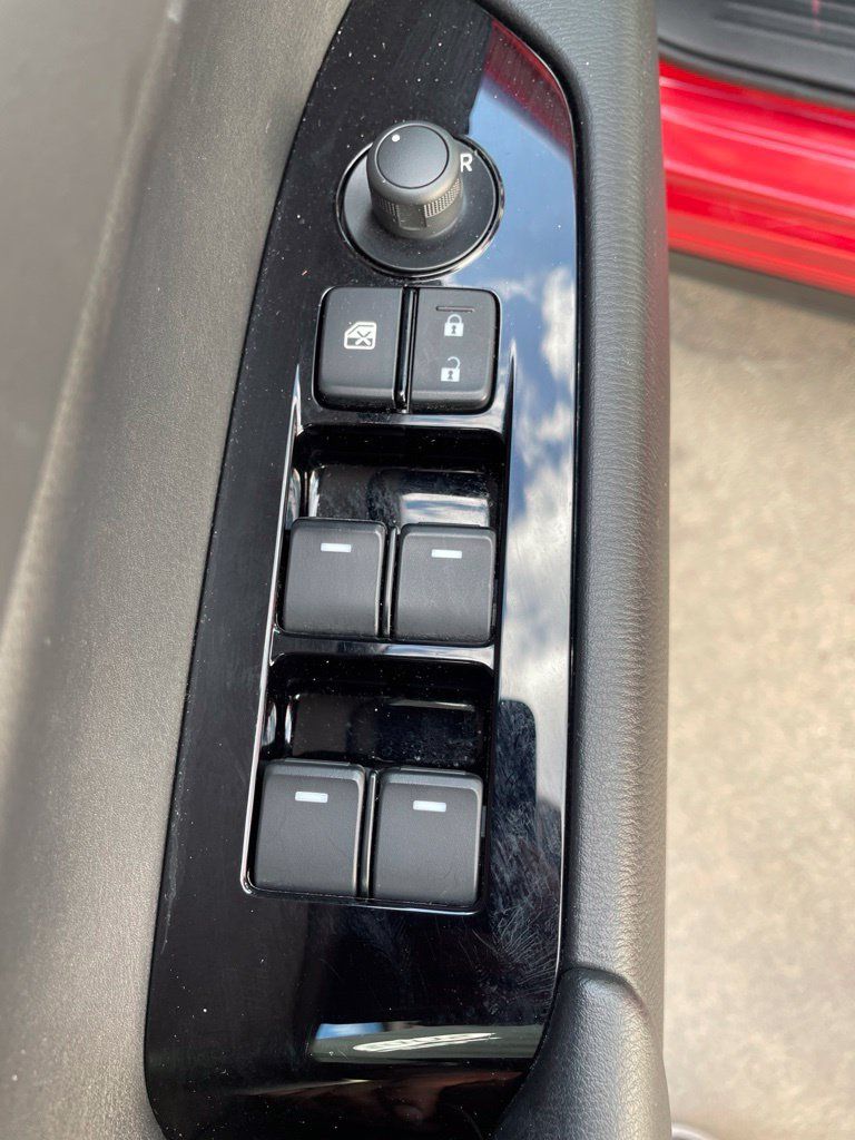 Certified 2025 MAZDA CX-5 AWD 2.5 S w/ Preferred Package image 16