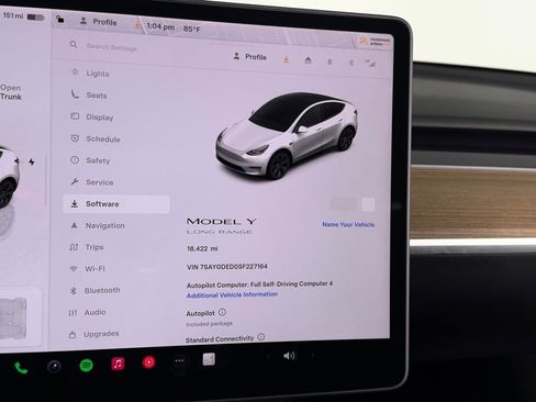 Used 2025 Tesla Model Y Long Range RWD image 18