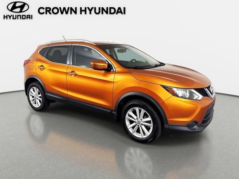 Used 2017 Nissan Rogue Sport SV FWD image 3