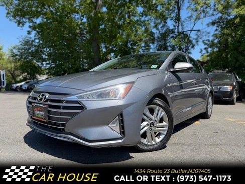 Used 2019 Hyundai Elantra Value Edition FWD image 2