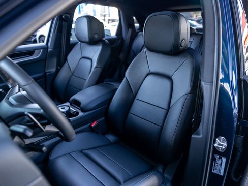 New 2026 Porsche Cayenne image 5