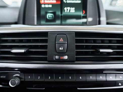 Used 2018 BMW 320i Sedan RWD image 43