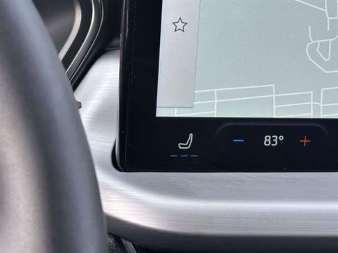 Used 2023 Ford Escape Platinum image 19