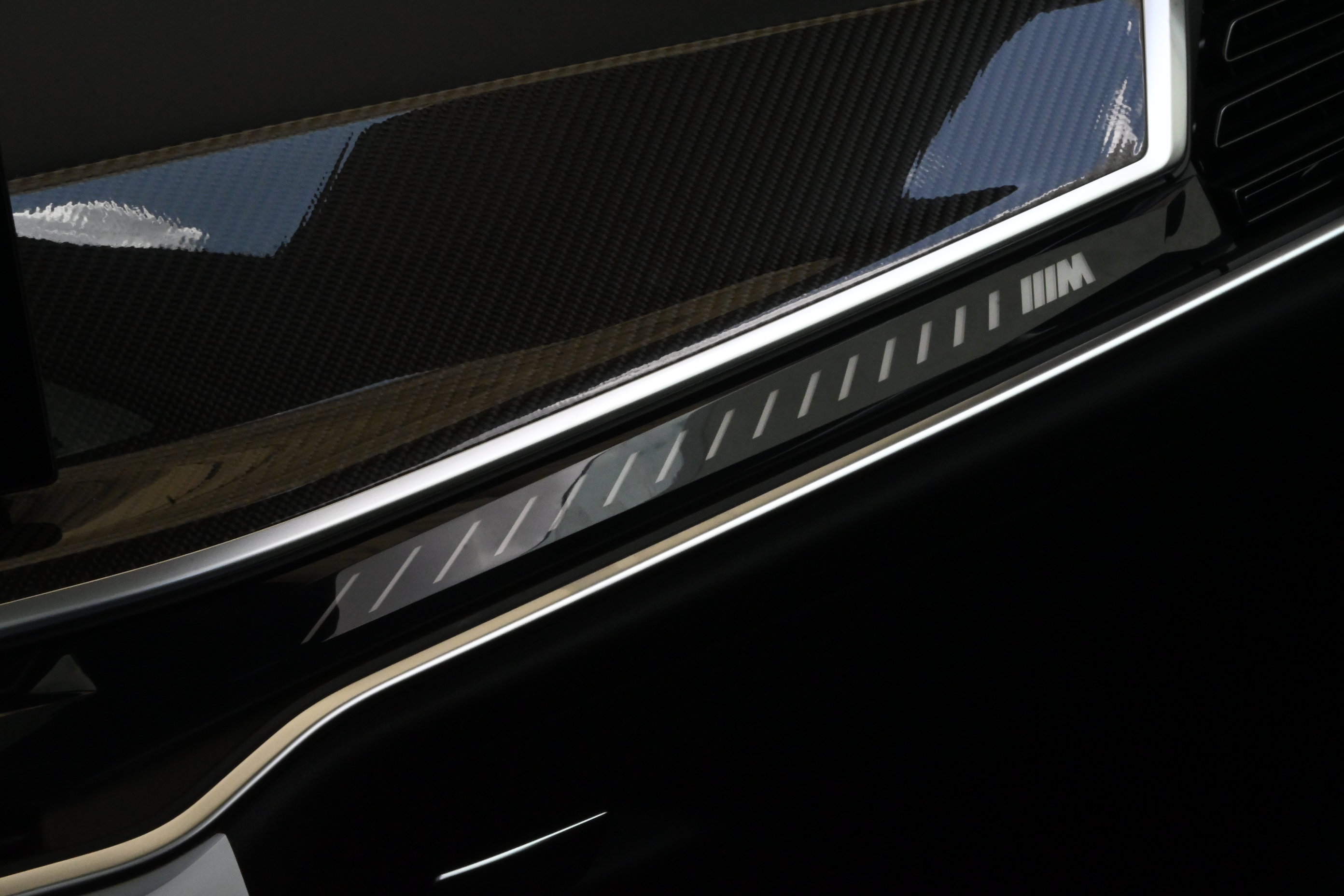 New 2026 BMW X5 M Competition w/ Executive Package AWD/4WD image 25