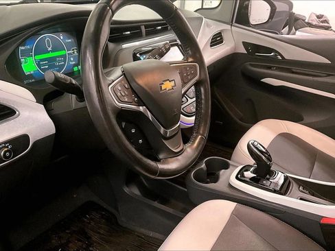 Used 2018 Chevrolet Bolt Premier w/ Driver Confidence II Package image 12