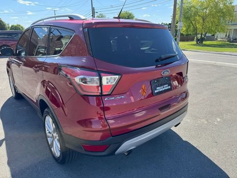 Used 2017 Ford Escape Titanium w/ Equipment Group 301A AWD/4WD image 10