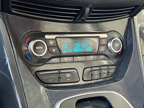 Used 2014 Ford Escape Titanium w/ Equipment Group 401A FWD image 23