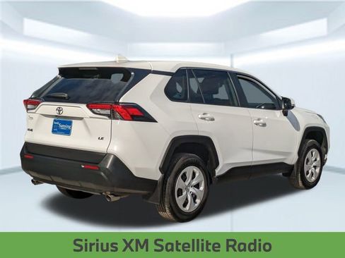 Used 2024 Toyota RAV4 LE image 6