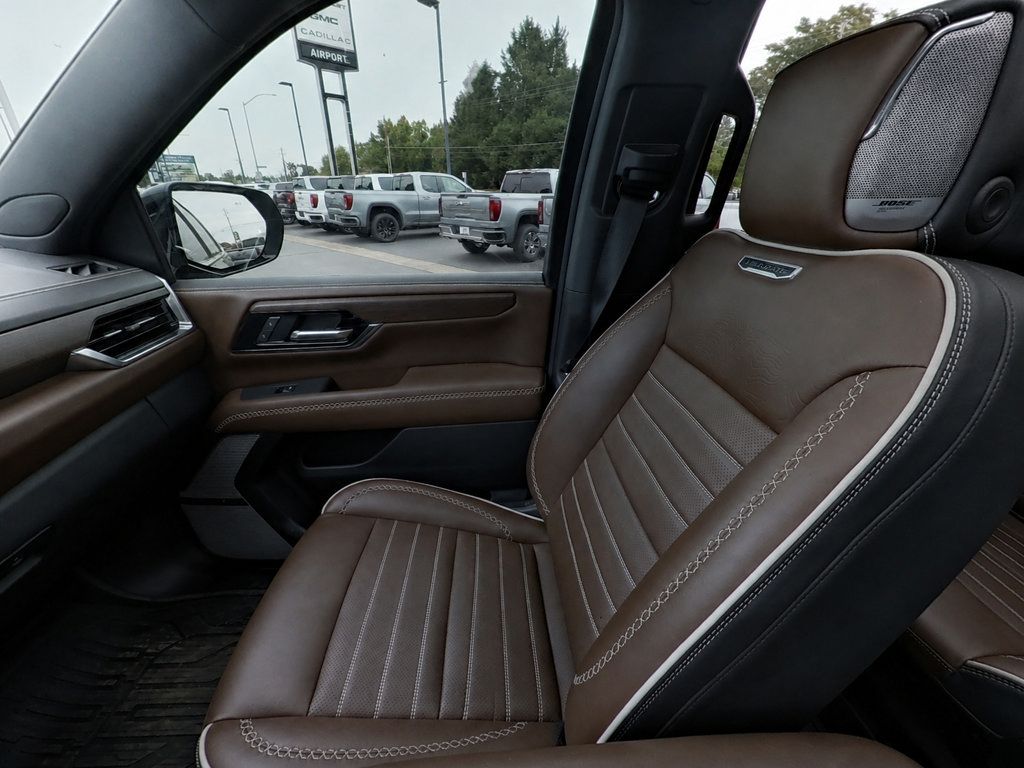 Used 2025 GMC Yukon Denali Ultimate AWD/4WD image 17